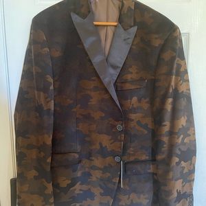 VanHuesen Camo Tuxedo Jacket Size 46